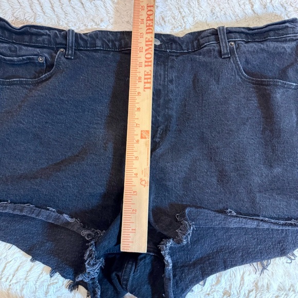 Abercrombie & Fitch 90s Relaxed High Rise Black Cutoff Shorts 35 - 20 Raw Hem - Picture 6 of 6